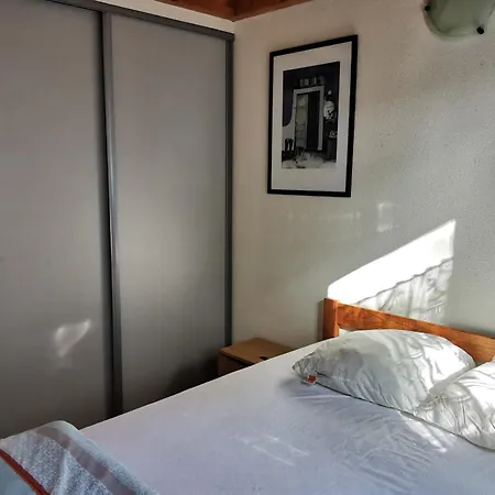 Maison Pratique, Animaux Ok - 6 Pers. - Fr-1-194-456 *