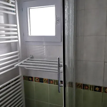Maison Pratique, Animaux Ok - 6 Pers. - Fr-1-194-456 *